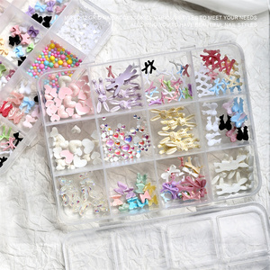 เครื่องรางติดเล็บรูปการ์ตูนสามมิตินุ่มแบบสตรีมเมอร์แกะสลักรูปโบว์น่ารัก12ช่องอุปกรณ์ตกแต่งเล็บทำจากเรซิน - Product Image 3