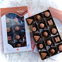Boîte d'emballage de présentation de bonbons à fenêtre transparente personnalisée, boîte de barre de chocolat à la fraise et à la truffe avec couvercle transparent, vente en gros