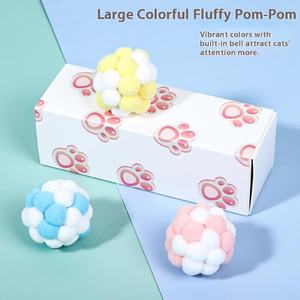Venta caliente Meow y Spot gato en caja Macaron color bola de peluche morder divertido gato juguete con campana gato de peluche - Product Image 3