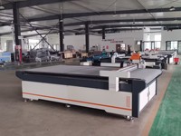 Coupeur automatique CNC industriel pour l'ameublement automobile tissu tissu coupe Textile Machine noyau pompe roulement moteur moteur