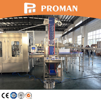 Machine de remplissage et de scellage automatique pour bouteilles en plastique PET 33cl 60cl 75cl, petite machine de remplissage d'eau minérale avec une capacité de 10000-12000 BPH