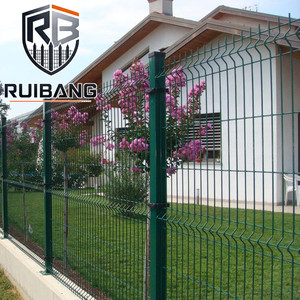 Paneles de Cerca Curvos 3D para Exteriores con Puerta, Postes y Accesorios de Instalación Completos - Product Image 6