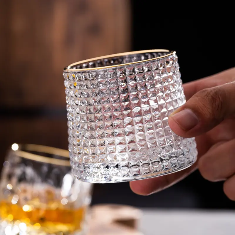 Vaso de cristal giratorio para Whiskey, vaso creativo de 160ml y 5oz con patrón de árbol giratorio en relieve