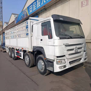Camion de fret Howo d'<span class=keywords><strong>occasion</strong></span> Sino Truck Howo 8x4 40 <span class=keywords><strong>tonnes</strong></span> - Product Image 1