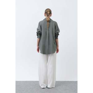 เสื้อเชิ้ตผ้าลินินพื้นฐานสำหรับผู้หญิง Soul - เสื้อเบลาส์แขนยาวสีกากี น้ำหนักเบา ระบายอากาศได้ดี เหมาะสำหรับฤดูร้อน - 32307GML - Product Image 3