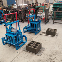 Machine de moulage multifonctionnelle la plus vendue pour briques creuses, briques pleines et briques de pavage en Afrique