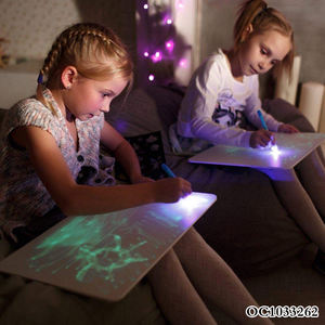 Montesorri pädagogische leuchtende LED-Zeichnung Kopie Brett pädagogische kreative Kinderspiel zeug zu zeichnen - Product Image 3
