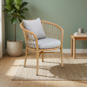 Chaise de jardin en plastique avec coussin gris clair, style côtier, mobilier d'extérieur, pieds coniques, assise confortable - Product Image 2