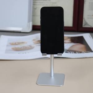 Tragbarer Verstellbarer Desktop-Handyständer Rutschfester Universeller Handyhalter für Telefon und Tablet mit Individuellem Logo Großhandel - Product Image 6