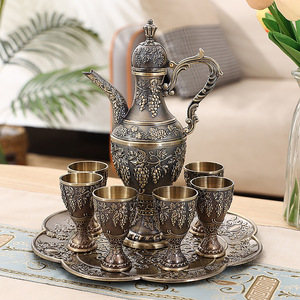 Juego de 8 Piezas de Vasos de Vino y Licor de Metal Estilo Europeo de Gran Capacidad (8 oz), Decoraciones de Boda Ecológicas de Alta Gama - Product Image 6