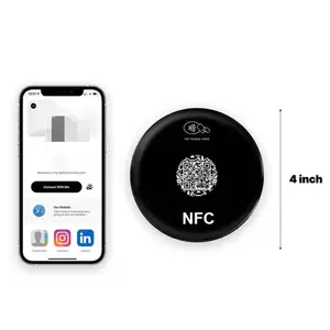 Etichette programmabili 13.56MHz con Tag RFID Menu quadrato per scrivania del ristorante Tap Menu NFC Tags N213