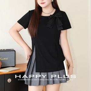 Conjunto de Talla Grande para Mujer Happy Plus, Top Negro, Falda Plisada Gris, Manga Corta, Color Sólido, Diseño de Lazo Tejido - Product Image 5