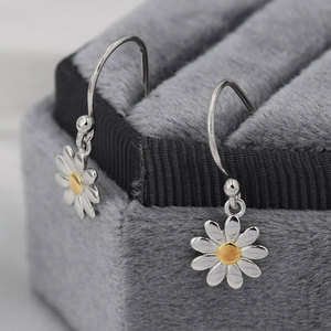 Orecchini Bicolore a Forma di Margherita e Girasole per Donne, Gioielli Estivi Dolci e Freschi alla Moda - Product Image 2