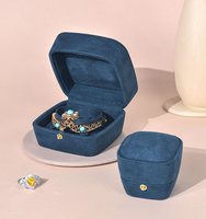 Nouvelle boîte à bijoux de luxe haut de gamme en velours pour demande en mariage, avec pendentif, bracelet et logo personnalisable
