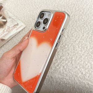 Funda para iPhone 17 Pro Max, diseño de corazón extragrande con borde plateado, resina con orificios grandes, anticaídas - Product Image 5