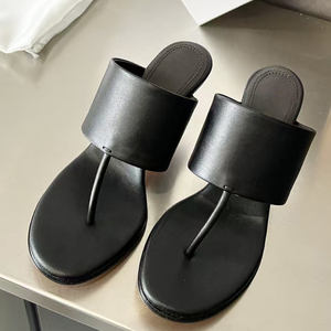 Sandales tongs minimalistes style ROW en cuir véritable à <span class=keywords><strong>talon</strong></span> haut, personnalisables avec logo, s'adaptant à la voûte plantaire, pour femmes - Product Image 2