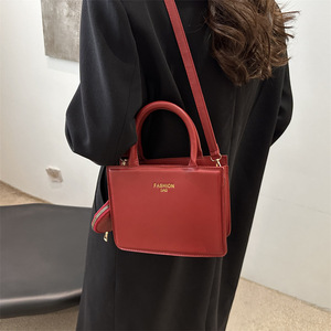 2024 New Korean Casual Crossbody Bag, Women's <b>Large</b> Capacity <b>Handbag</b>, Briefcase, and Small Wallet - Product Image 4