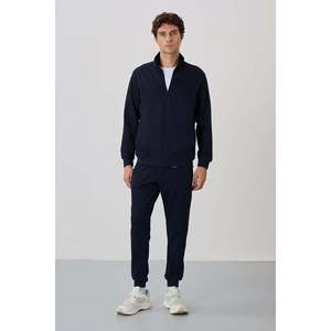 Ensemble de survêtement pour homme Air Jones Anton Indigo - Vêtements de sport confortables en mélange de coton pour un usage décontracté et actif - Product Image 1