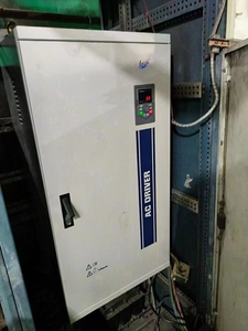 อินเวอร์เตอร์ VFD 690V พร้อมรีแอกเตอร์ DC 45 กิโลวัตต์ แบบสามเฟส กำลังขับ 50/60 เฮิรตซ์ สำหรับมอเตอร์ AC 710 กิโลวัตต์ - Product Image 4