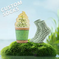 Vente en gros de chaussettes amusantes populaires personnalisées chaussettes longues en coton pour hommes et femmes