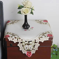 Nappe en satin vintage de haute qualité, faite à la main, avec broderie florale carrée, infroissable et facile d'entretien pour la salle à manger à domicile