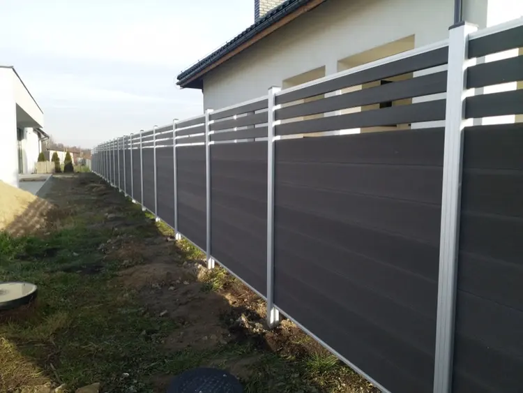 Privacy fencing house decorative wood plastic composite panel wpc fence