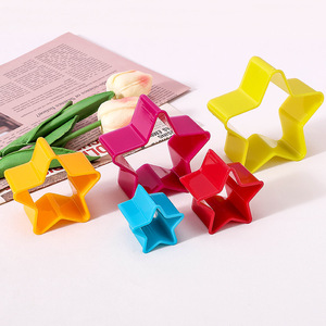 Moldes <span class=keywords><strong>para</strong></span> Fondant, Galletas y Repostería, Moldes <span class=keywords><strong>para</strong></span> Hornear con Forma de Flor, Redondos, Cuadrados, Estrellas y Corazones, Juego de Cortadores de Galletas Navideños de Plástico - Product Image 2