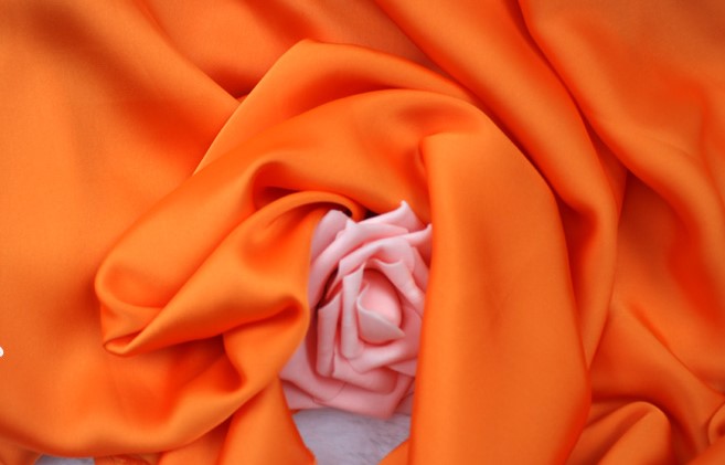 JAUNE ORANGE