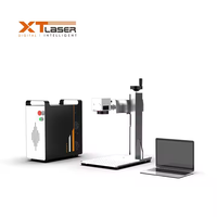 Mini machine de marquage laser à fibre optique de bureau 20W 30W 50W marquage laser de plaque métallique