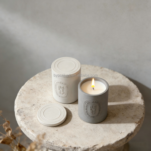 Candela Profumata Artigianale Sacrifical con Alta Fragranza, <span class=keywords><strong>Cera</strong></span> di Soia, Stoppino in Cotone, Profumo Orientale di <span class=keywords><strong>Ambra</strong></span> e Legno di Sandalo - Product Image 1