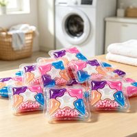 Capsules de lessive compatibles Quick Wash, se dissolvant entièrement en peu de temps lors du lavage.