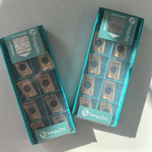 Inserto de Torneado de Carburo de Tungsteno con Recubrimiento DLC Taegutec TT9080 APKT1705PER-EM, Herramientas de Corte CNC OEM - Product Image 3