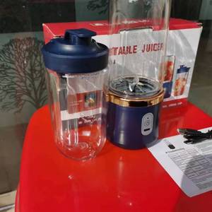 Factory Wholesale Fruit Juicer USB Portable Blender 6 Blades Double Cups Household Travel Sport Car Use Smoothies Fresh - Product Image 4