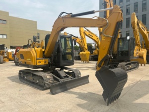 Brand New 75GA 7.5Ton Compact Crawler <b>Digger</b>, Reliable Excavator with Dozer Blade for Municipal Road Projects - Product Image 1