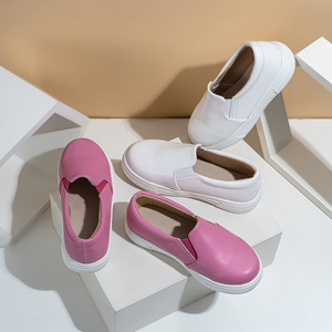 รองเท้าโลฟเฟอร์แบบสวมสำหรับเด็กผู้หญิง รุ่นใหม่ประจำฤดูใบไม้ร่วง สีพื้นเรียบง่าย สไตล์ลำลอง - Product Image 2