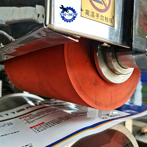 Máquina de Transferencia de Calor Automática SGW para Barriles de Plástico, Control por Pantalla Táctil PLC, Impresión de Patrones Circulares Completos en Cubetas de PP y PE - Product Image 4