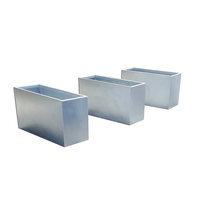Chine Pot de fleur en acier inoxydable personnalisé de produit de haute qualité, pot de fleur de meubles en métal personnalisé
