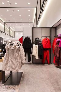 Custom Metal <b>Wall</b>-<b>Mounted</b> Clothing Rack Boutique <b>Display</b> Fixtures Factory-Made Shop Homeware Furniture Clothing <b>Display</b> <b>Cabinet</b> - Product Image 5