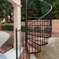 Escalier en spirale extérieur pour terrasse sur toit avec construction durable et style contemporain