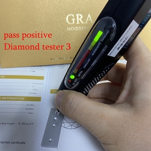 เพชรโมอิสซาไนต์ทรงเหลี่ยมมรกต 5x7 มม. น้ำหนัก <span class=keywords><strong>1</strong></span> <span class=keywords><strong>กะรัต</strong></span> ผ่านการทดสอบเพชร 100% คุณภาพ 3D VVS <span class=keywords><strong>ราคา</strong></span> - Product Image 1