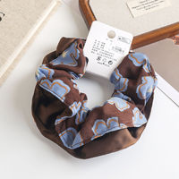 MUJU B542 Scrunchies Dulces de 22cm, Azules Florales de Satén, Grandes y Voluminosos, para Cola de Caballo, con Tarjeta de Logotipo Personalizado, Listos para Venta Minorista