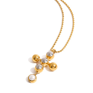 Pendentif en forme de croix bicolore or et argent avec sertissage de perle en verre, collier en acier inoxydable pour cadeau - Product Image 1