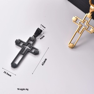 Pendentif croix creuse en acier inoxydable, bijoux hip-hop streetwear pour femmes et hommes, bijoux chrétiens - Product Image 1