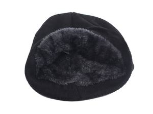 Logo en caoutchouc pour hommes personnalisé Patch en pvc Fausse <span class=keywords><strong>fourrure</strong></span> Fluffy Inside Skully Winter Warm Knitted Gorras Caps Hats Beanies With Fur - Product Image 4