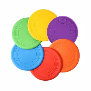 Pet supplier silicone flying disc toy outdoor playing lawn game 17 * 17 *0.7 cm 55g blank mini flying disc silicone