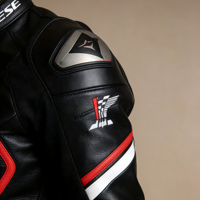 Veste en cuir pour homme, vente chaude OEM, veste bomber de course, veste de moto à fermeture éclair, veste de course en cuir avec armure