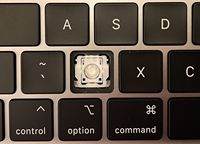 Vente en gros A2337 Clavier pour Macbook Air 13 "M1 A2337 Clavier US UK FR SP IT DE RU AE Disposition 2020 Année