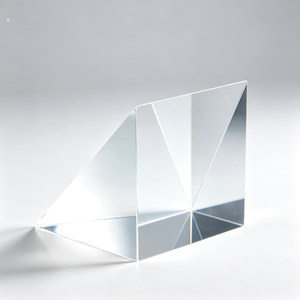 Prisme d'angle rectangulaire HC-Optics BK7 avec revêtement HR métallique sur l'hypothénuse 30x30mm - Product Image 1