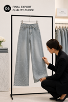 Jean ample vintage bleu clair orné de strass et de perles pour femme, effet délavé