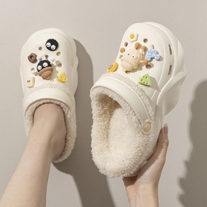 Nouvelles pantoufles d'hiver pour femmes, fermées, doublées de peluche, durables, antidérapantes, pour l'intérieur, chaudes, à semelle épaisse, en coton, motif dessin animé, pour l'automne - Product Image 3